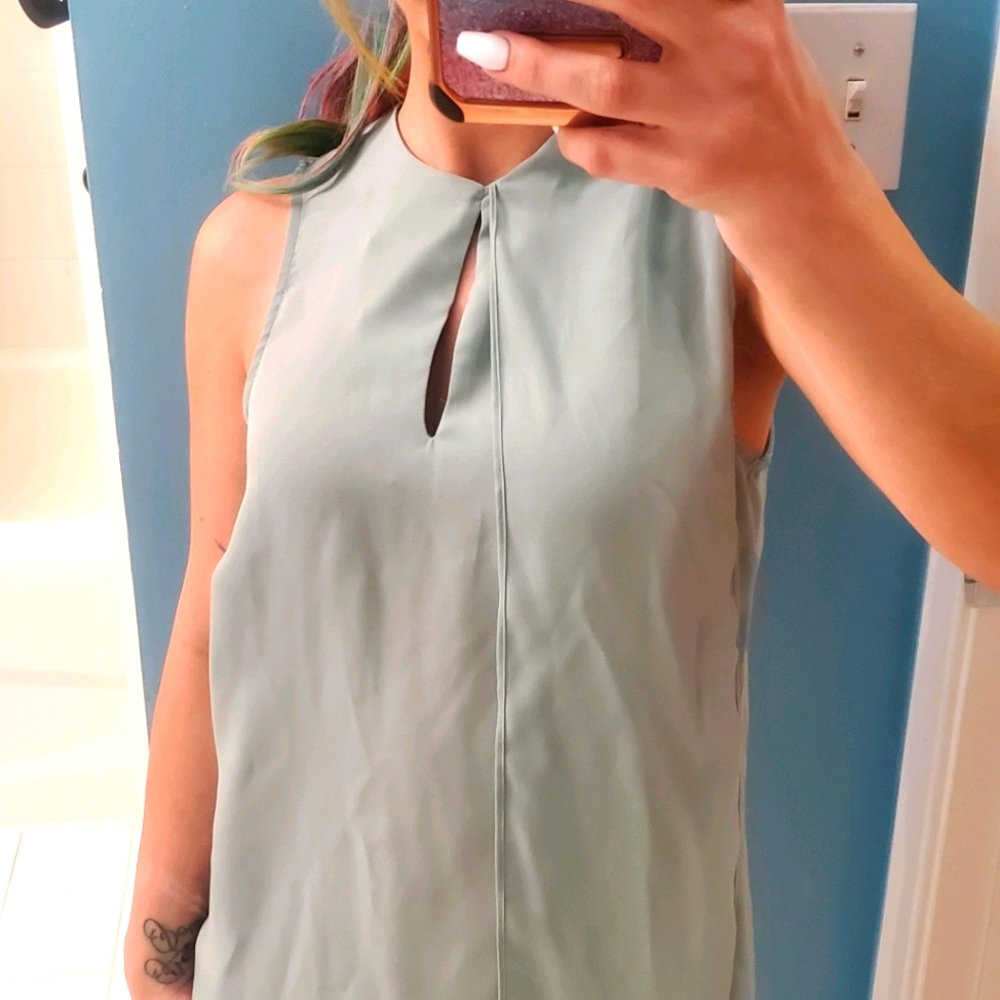 Sleeveless blouse